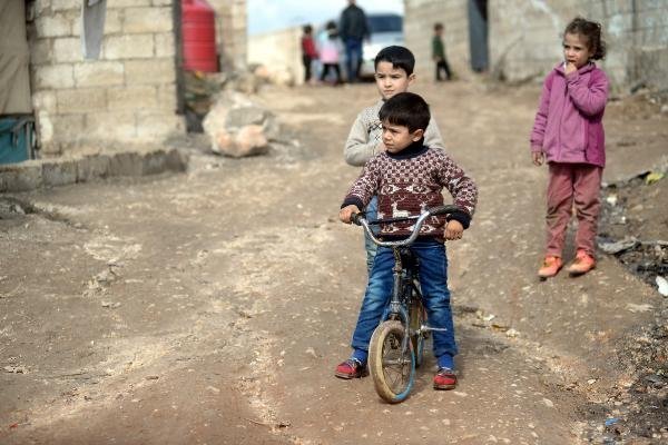 7 aylık Suriyeli bebek donarak öldü 6