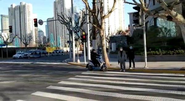 25 milyonluk Şangay'da sokaklar boşaldı 6