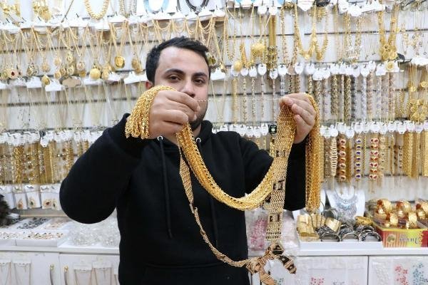 Düğünlerde 'imitasyon altın' dönemi 23