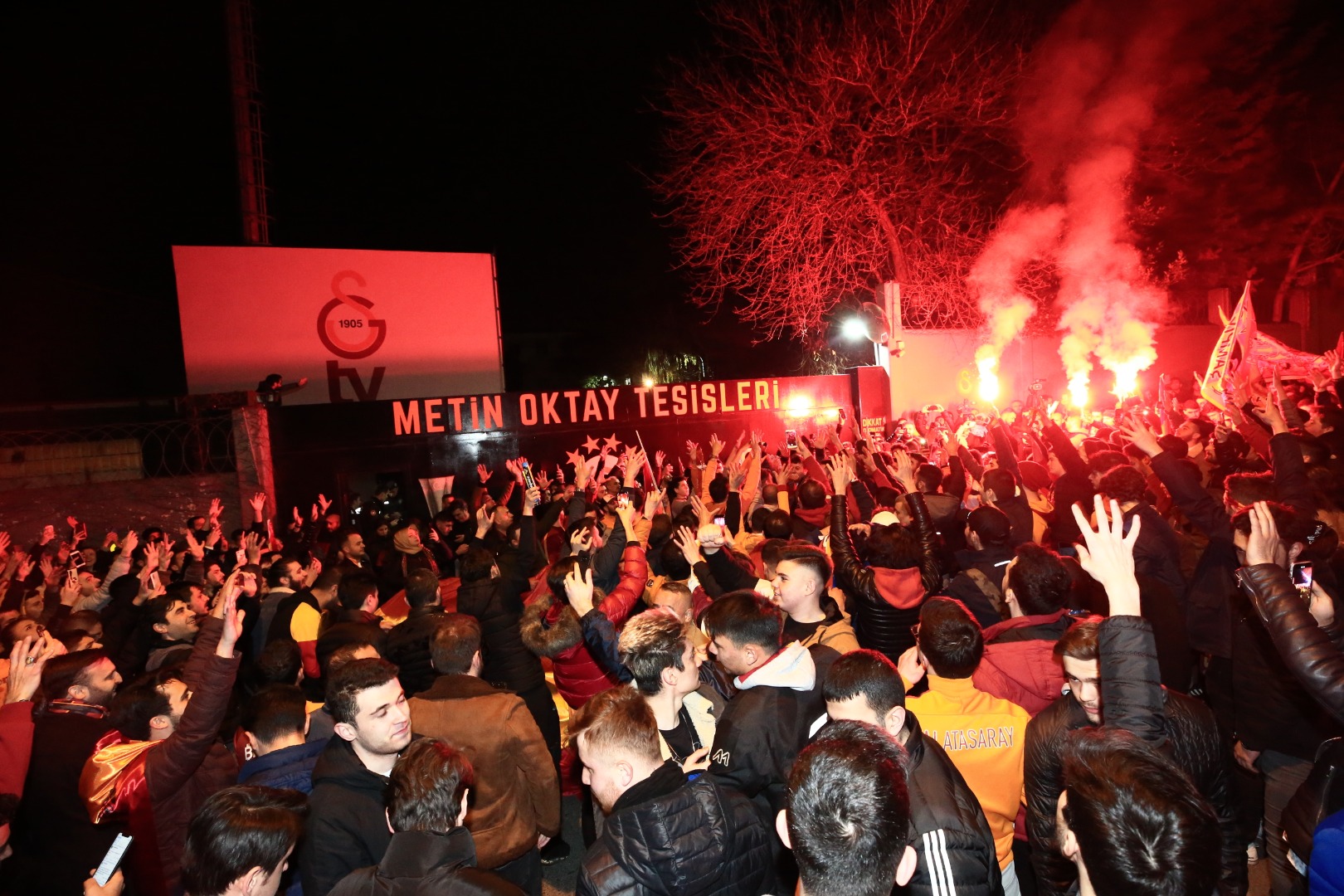 Derbi sonrası Florya'da buyük coşku 9