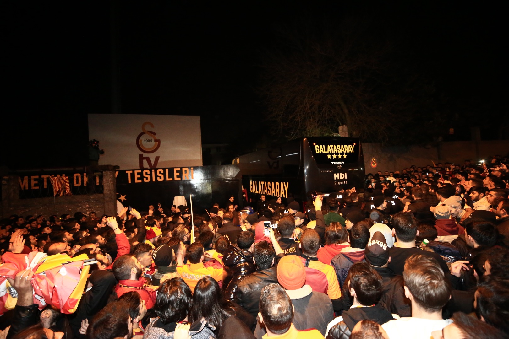 Derbi sonrası Florya'da buyük coşku 3