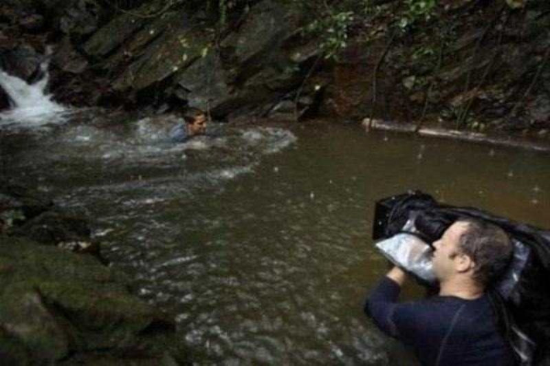 Ünlü belgeselci Bear Grylls herkesi kandırmış! Dünyaya rezil oldu 17