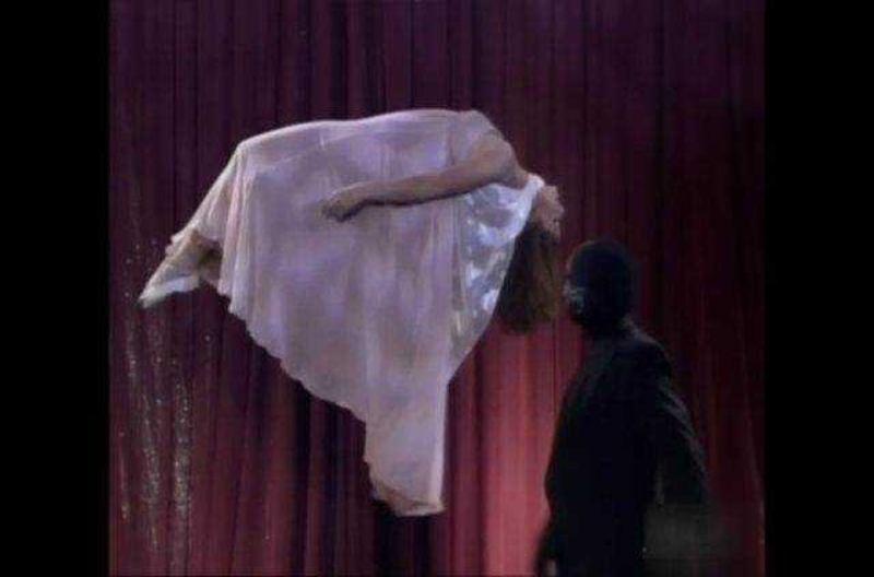 Sihirbazların tüm sırlarını ortaya çıkardı 30