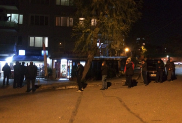 Sokağa çıkma yasağının ardından vatandaşlar market ve fırınlara akın etti 4