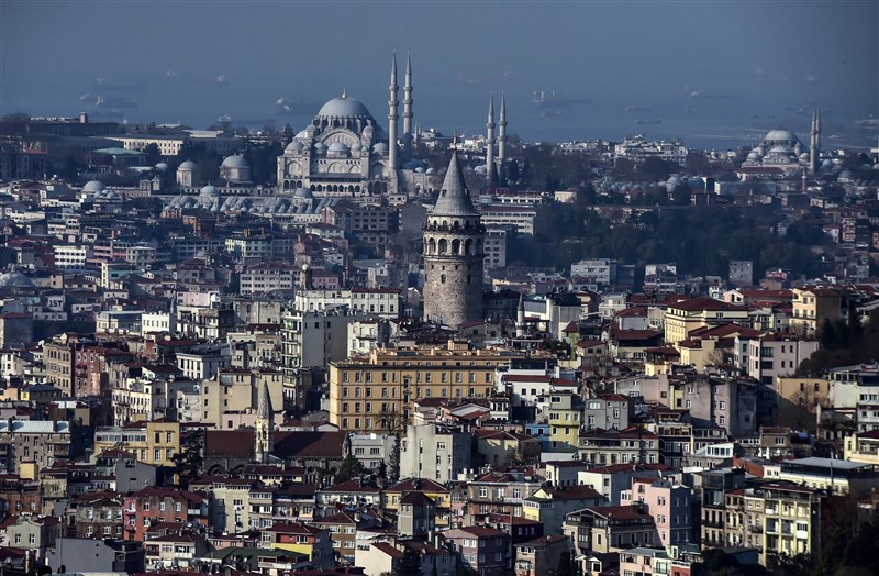 İstanbul böylesini hiç görmedi! İşte sokağa çıkma yasağı sonrası ilk sabah 44