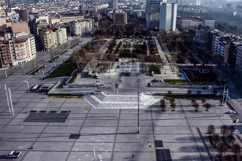 İstanbul böylesini hiç görmedi! İşte sokağa çıkma yasağı sonrası ilk sabah 33