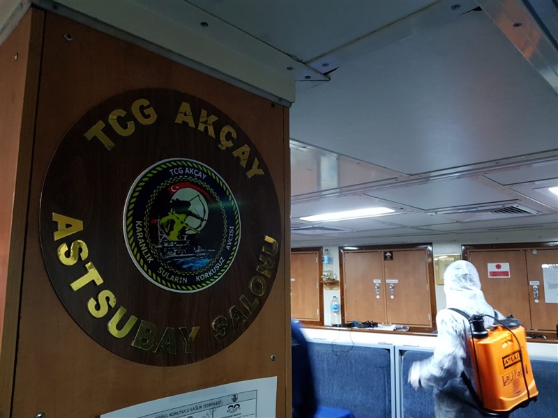Deniz Kuvvetleri Komutanlığında koronavirüse karşı yoğun önlem 24