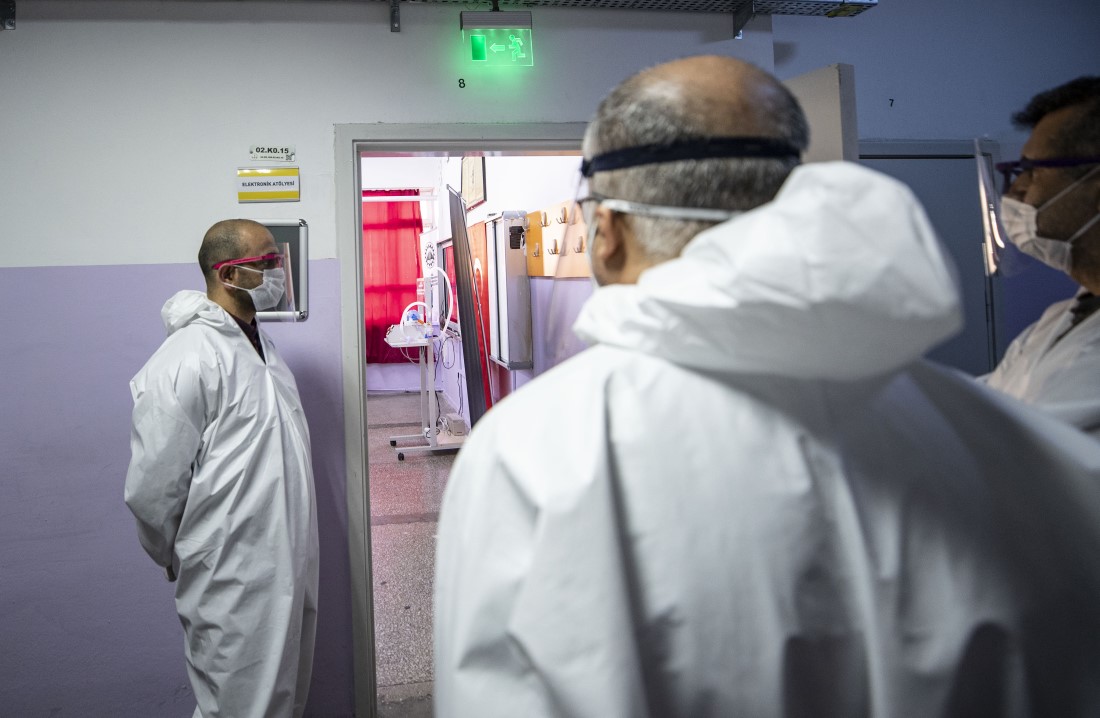 Bu kez İstanbul'da üretildi: MEB'den uzaktan kontrollü solunum cihazı 6