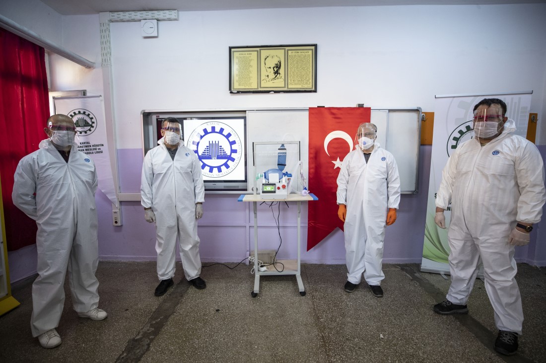 Bu kez İstanbul'da üretildi: MEB'den uzaktan kontrollü solunum cihazı 22