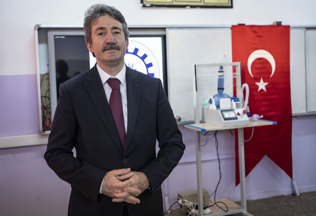 Bu kez İstanbul'da üretildi: MEB'den uzaktan kontrollü solunum cihazı 1