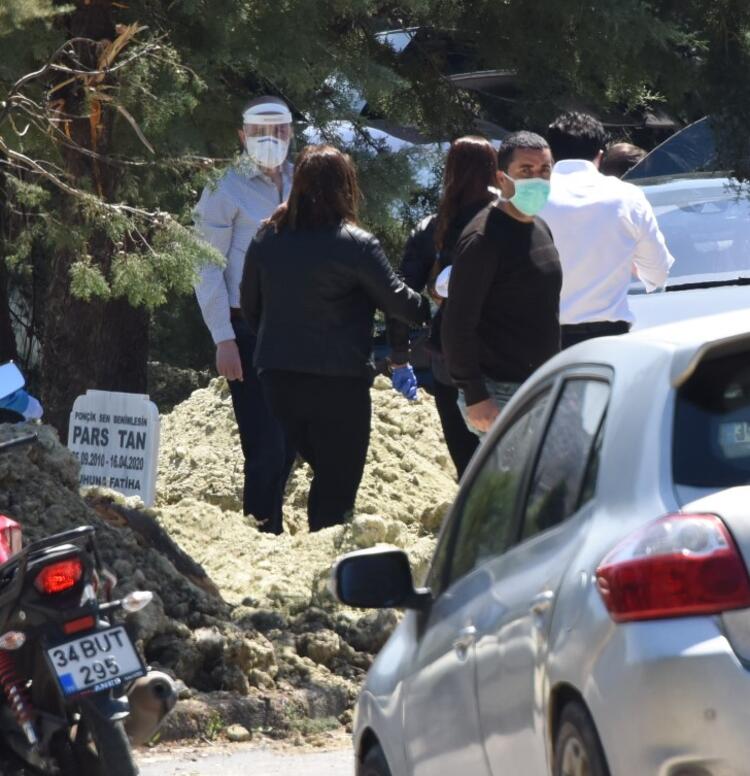 Ebru Şallı�nın oğlu Pars Tan son yolculuğuna uğurlandı