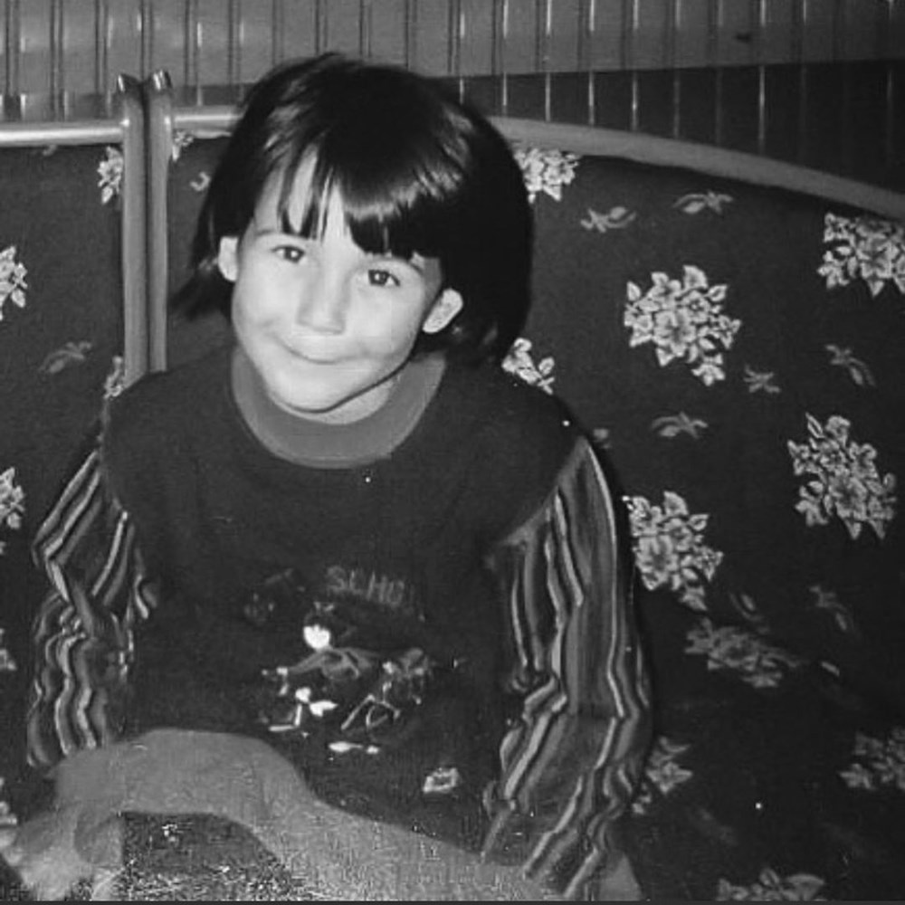 Ünlülerden duygulandıran 23 Nisan paylaşımları 32