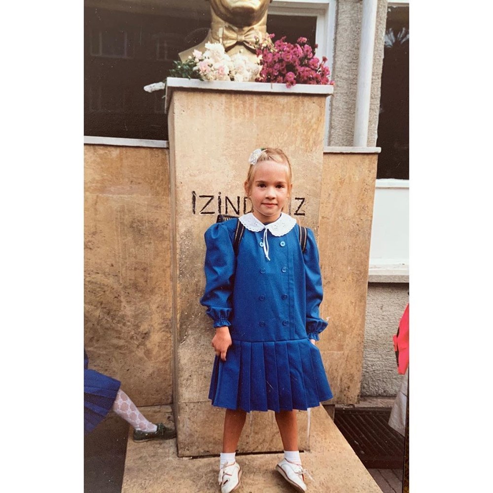 Ünlülerden duygulandıran 23 Nisan paylaşımları 25