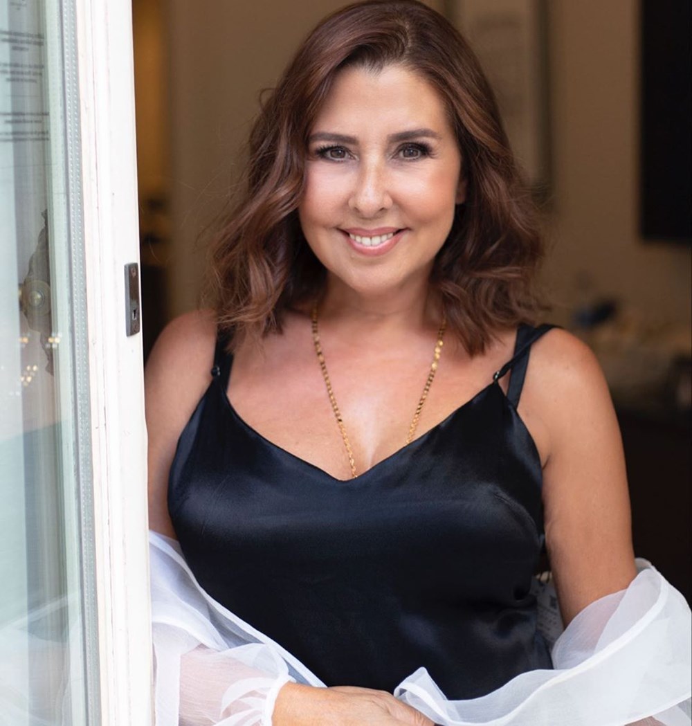 Ünlülerden duygulandıran 23 Nisan paylaşımları 28