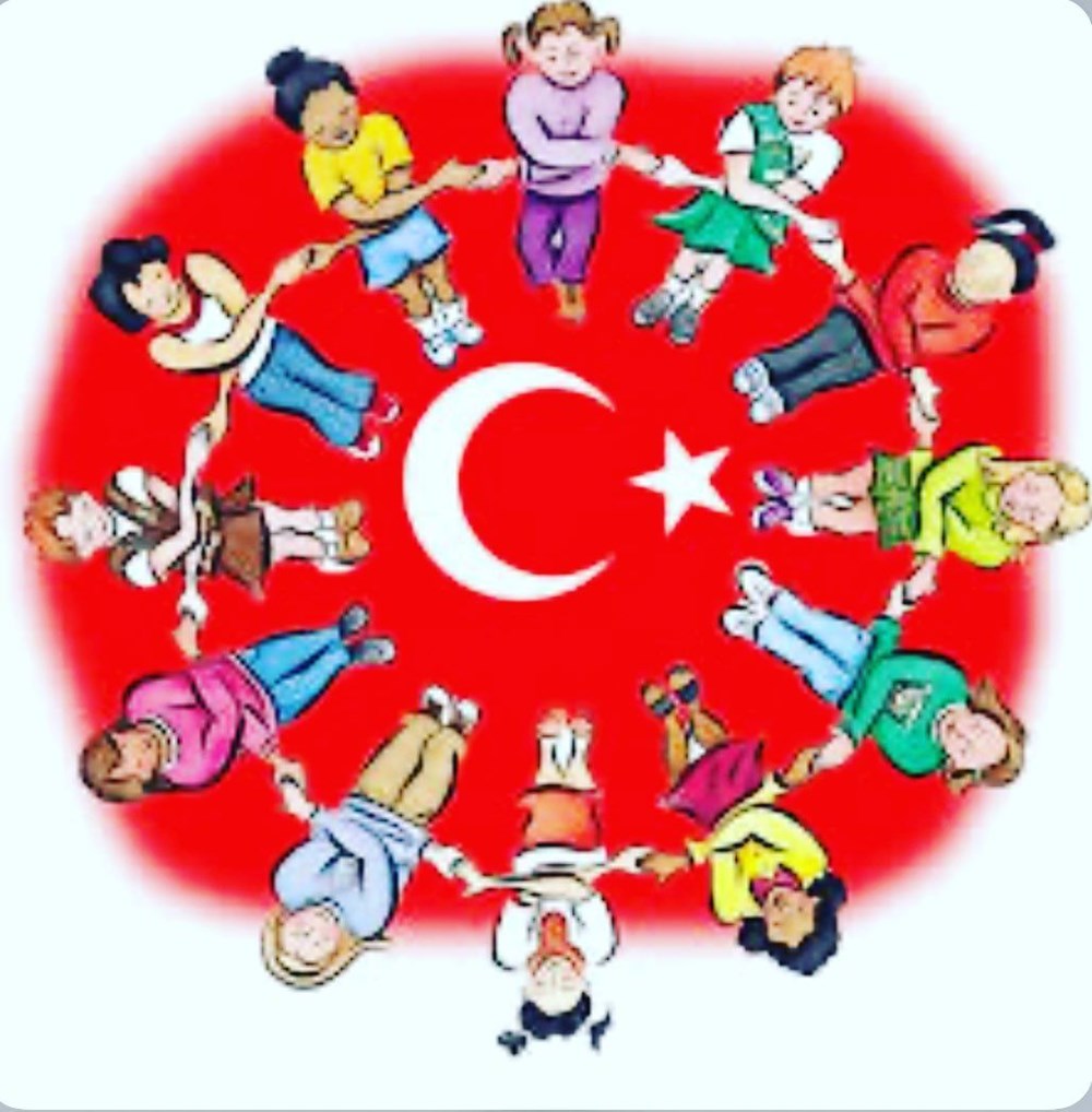 Ünlülerden duygulandıran 23 Nisan paylaşımları 21