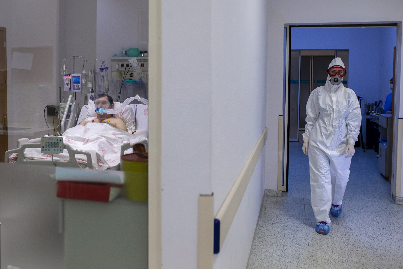 5 asırlık ''Haseki Darüşşifası''nın koronavirüsle mücadelesinden çarpıcı görüntüler 20