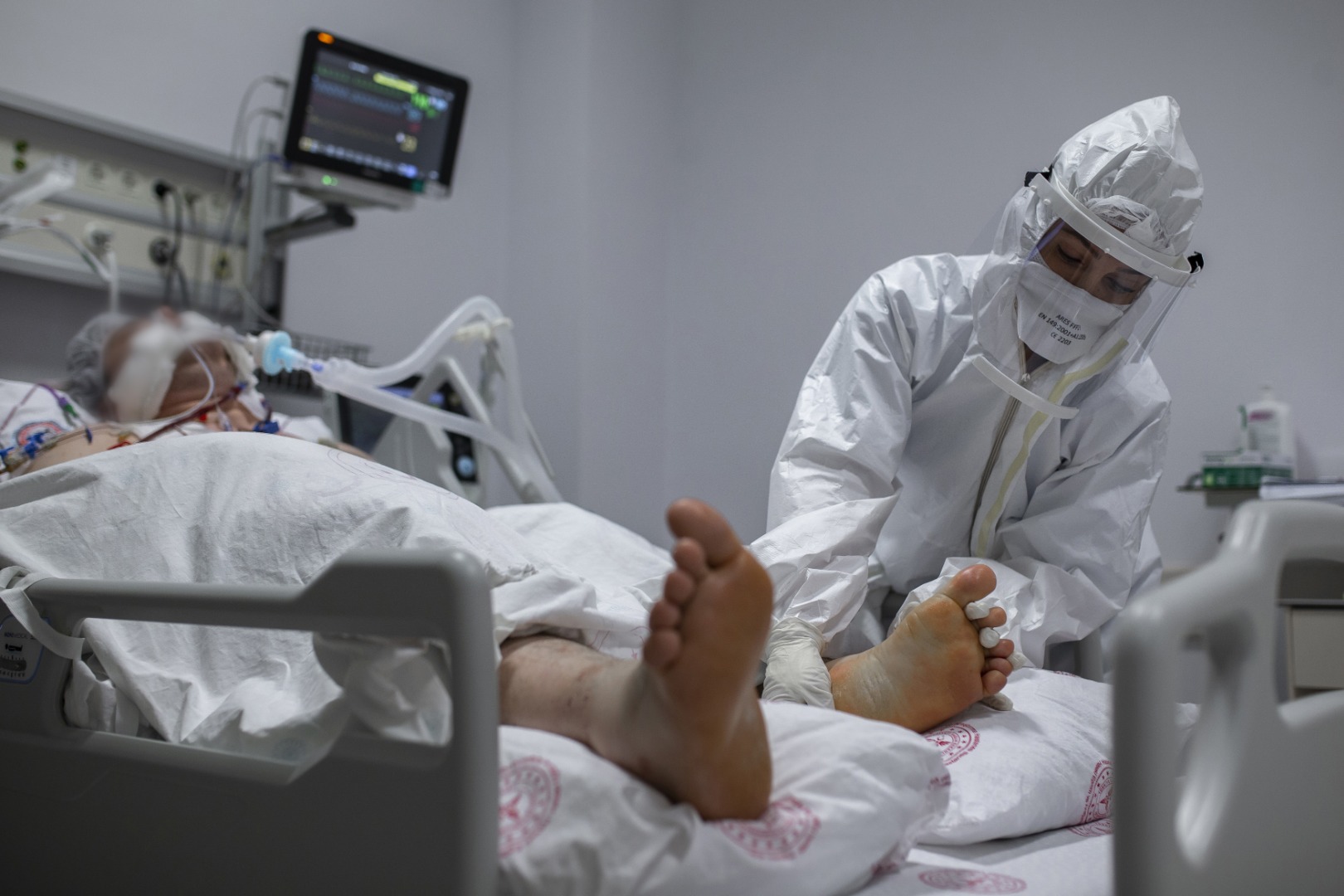 5 asırlık ''Haseki Darüşşifası''nın koronavirüsle mücadelesinden çarpıcı görüntüler 7