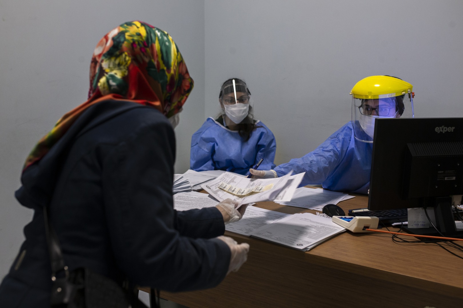 5 asırlık ''Haseki Darüşşifası''nın koronavirüsle mücadelesinden çarpıcı görüntüler 8