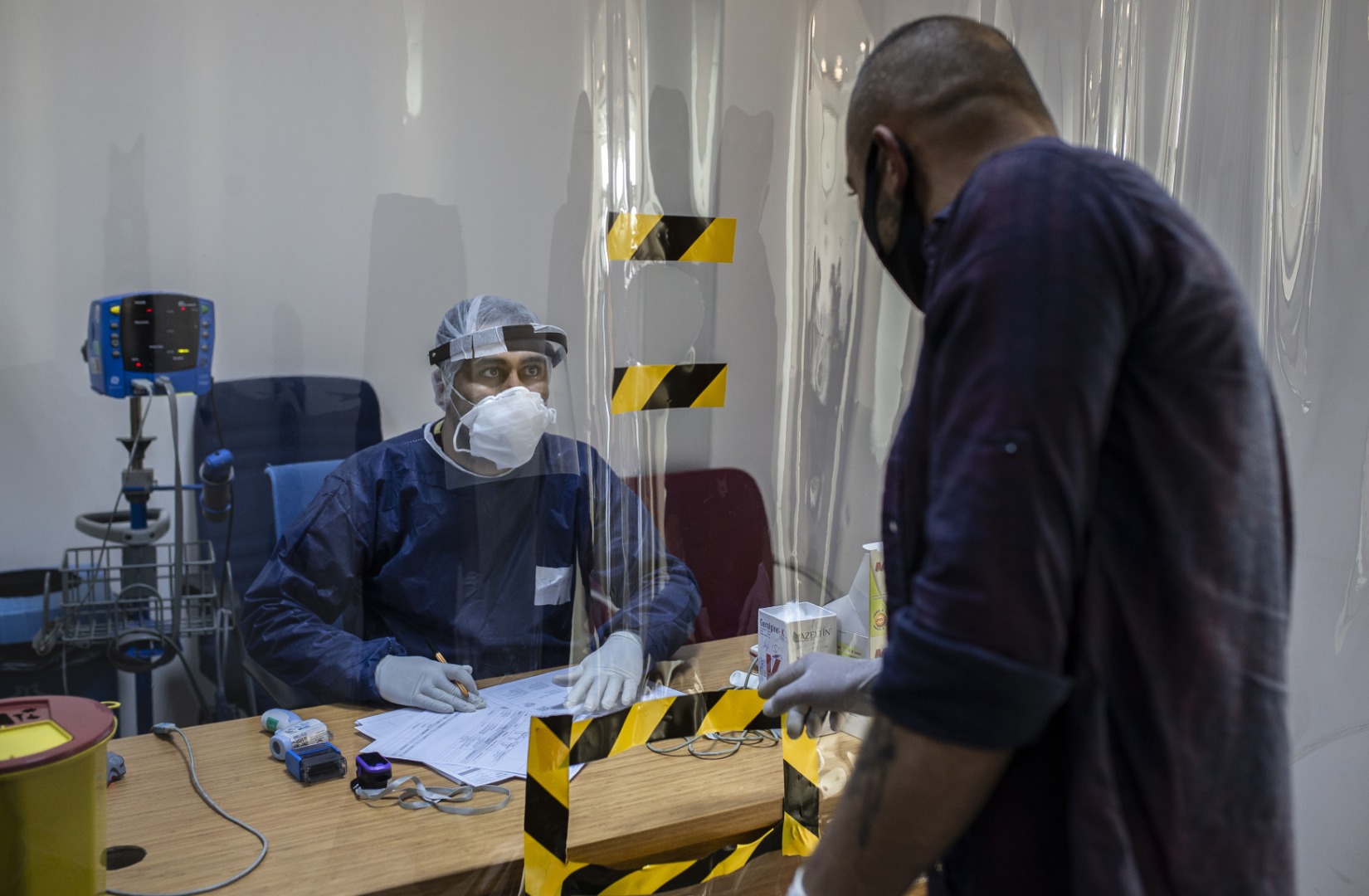 5 asırlık ''Haseki Darüşşifası''nın koronavirüsle mücadelesinden çarpıcı görüntüler 6