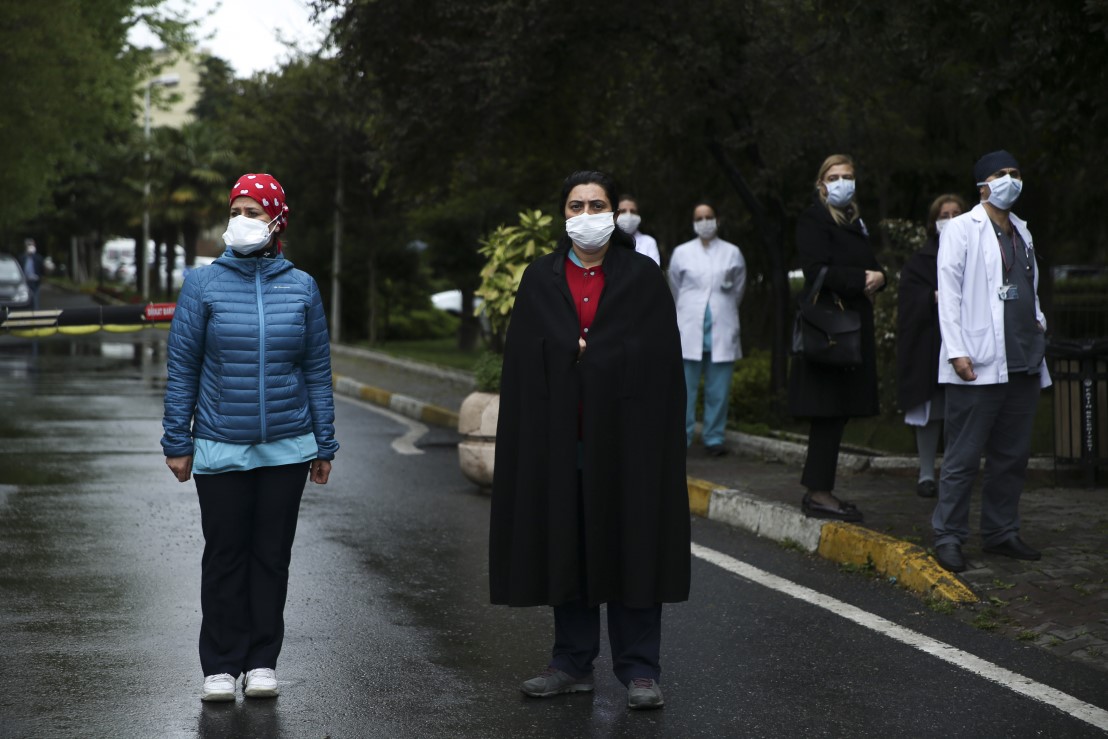 İstanbul Üniversitesi bu kez Prof. Dr. Murat Dilmener'i uğurladı 12