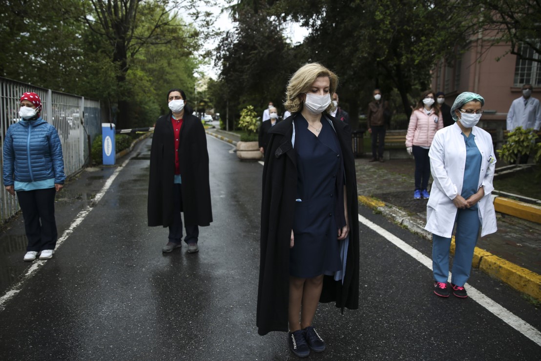 İstanbul Üniversitesi bu kez Prof. Dr. Murat Dilmener'i uğurladı 6