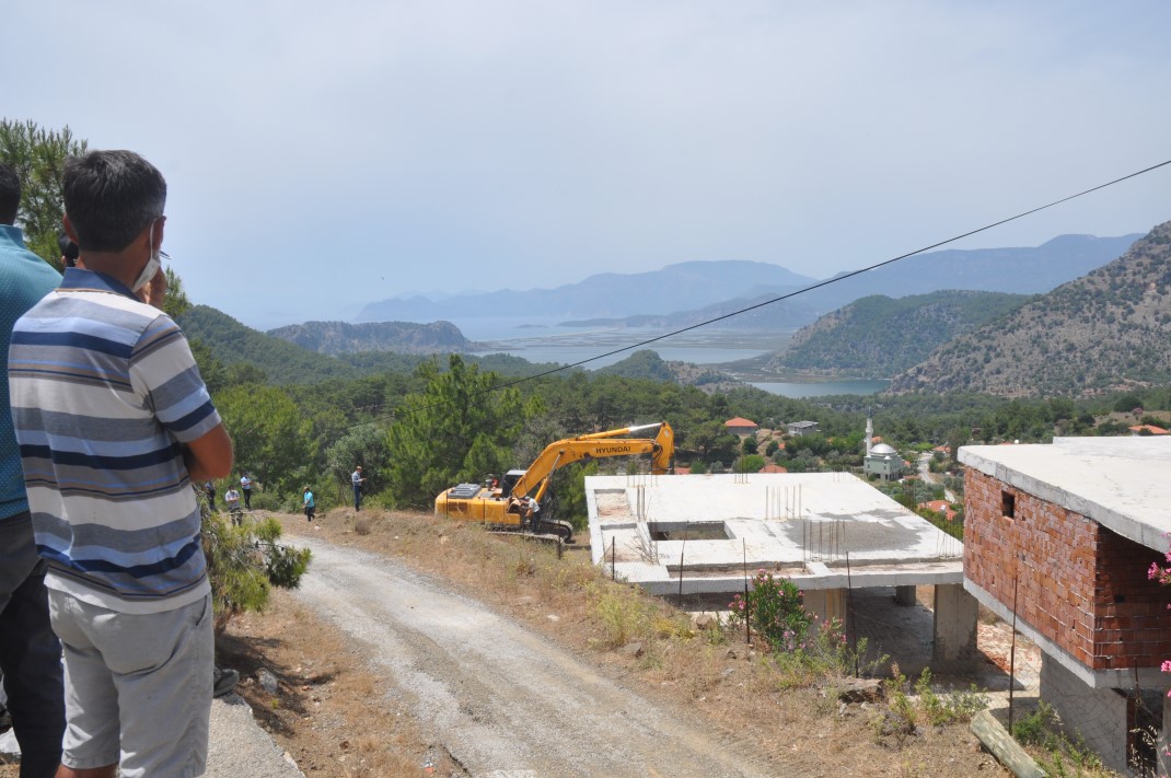 Muğla'da kaçak imara neşter! Bin 584 yapı yıkılacak 7