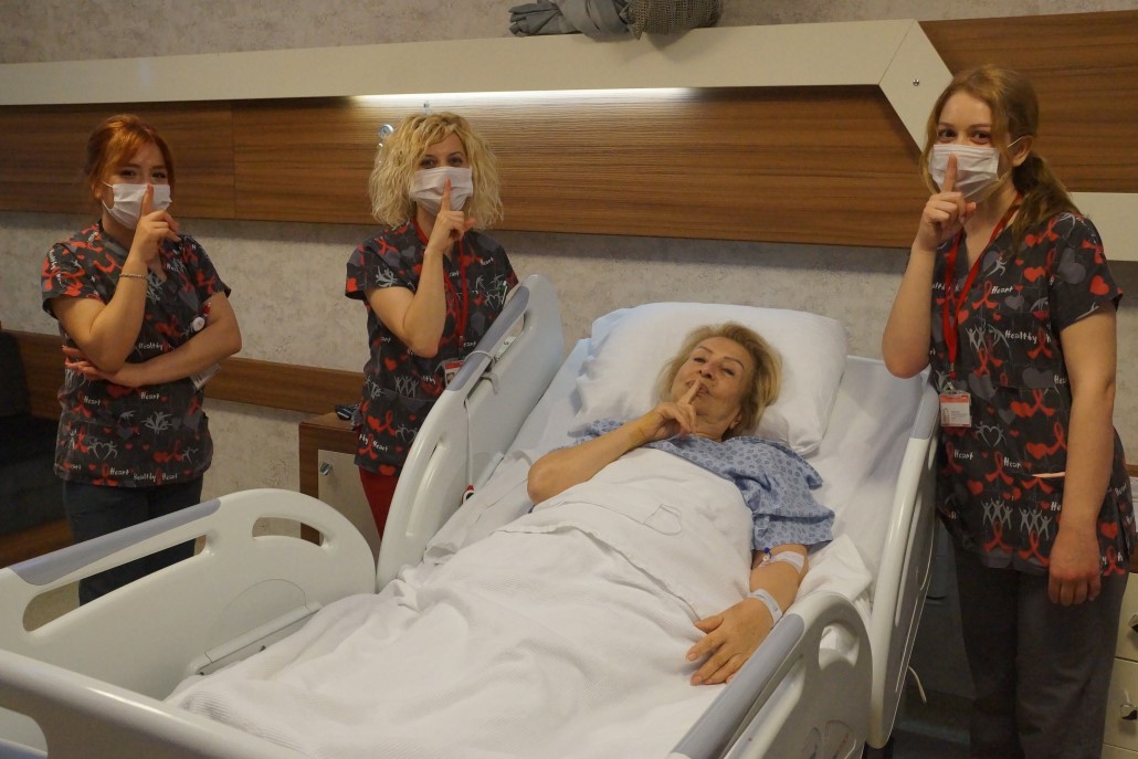 Bu kez hasta yatağından 'sus'turdu 2