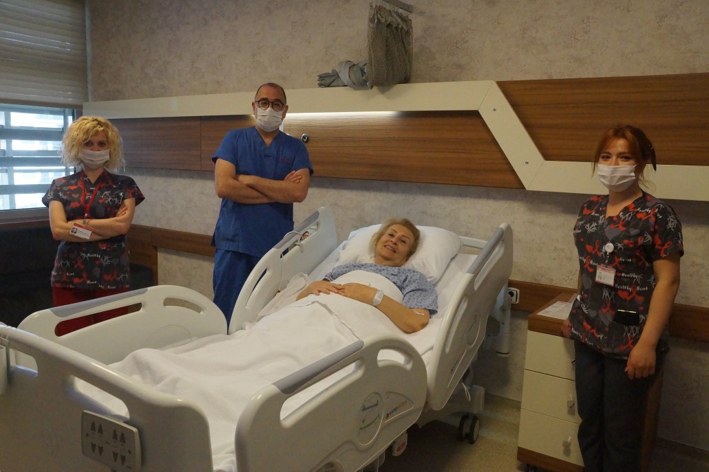 Bu kez hasta yatağından 'sus'turdu 6