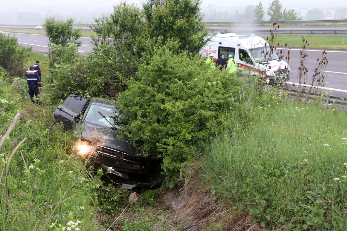 Bolu'da korku dolu anlar... Kanala uçan cipten kurtuldular 5