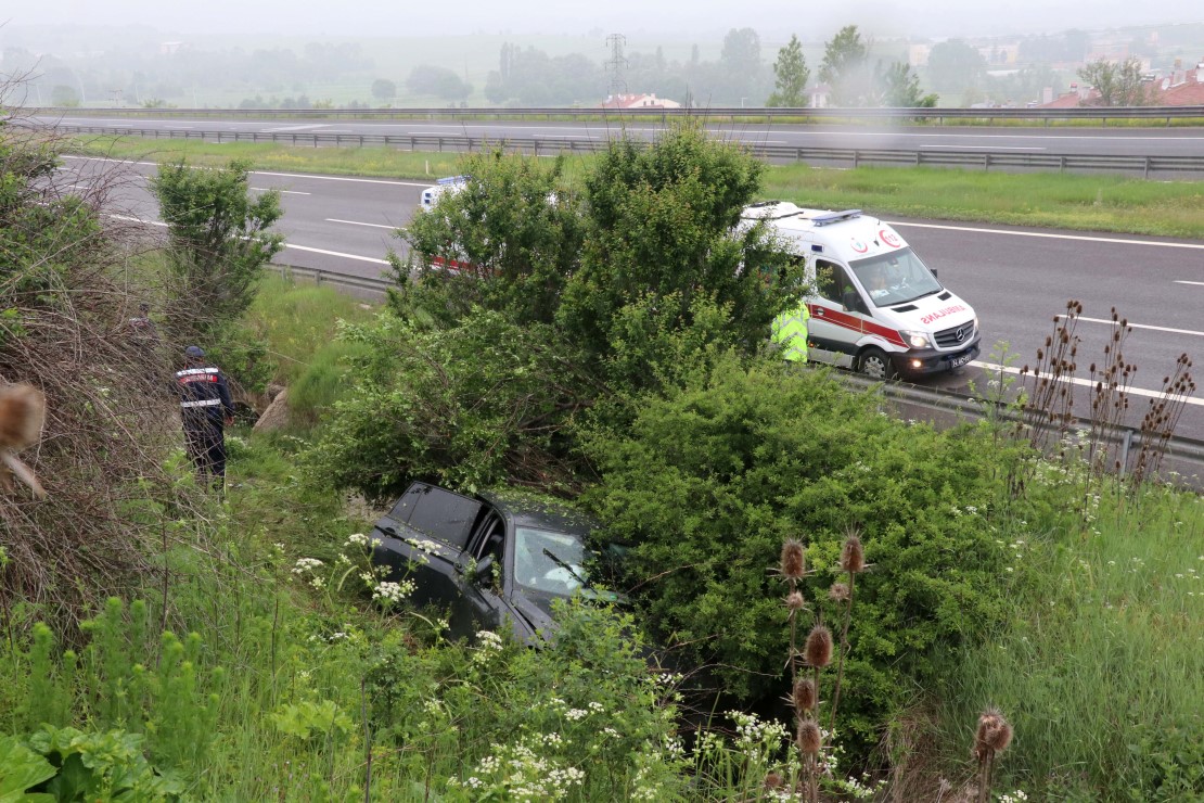 Bolu'da korku dolu anlar... Kanala uçan cipten kurtuldular 11