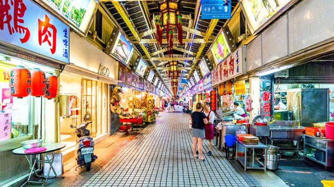 Çin'de muhtarın zengin ettiği köyde herkese villa! Ama tek bir şartı var 11