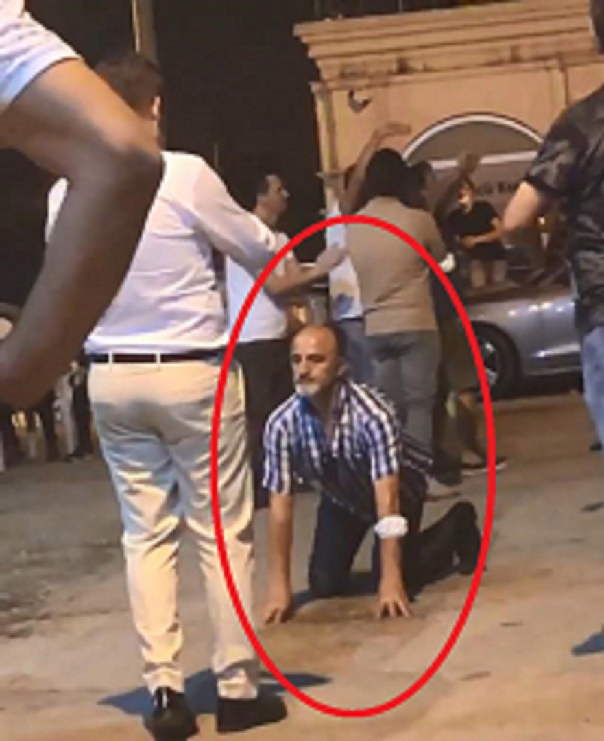 Virüsle dalga geçer gibi! Sokak düğününde akılalmaz görüntüler 8