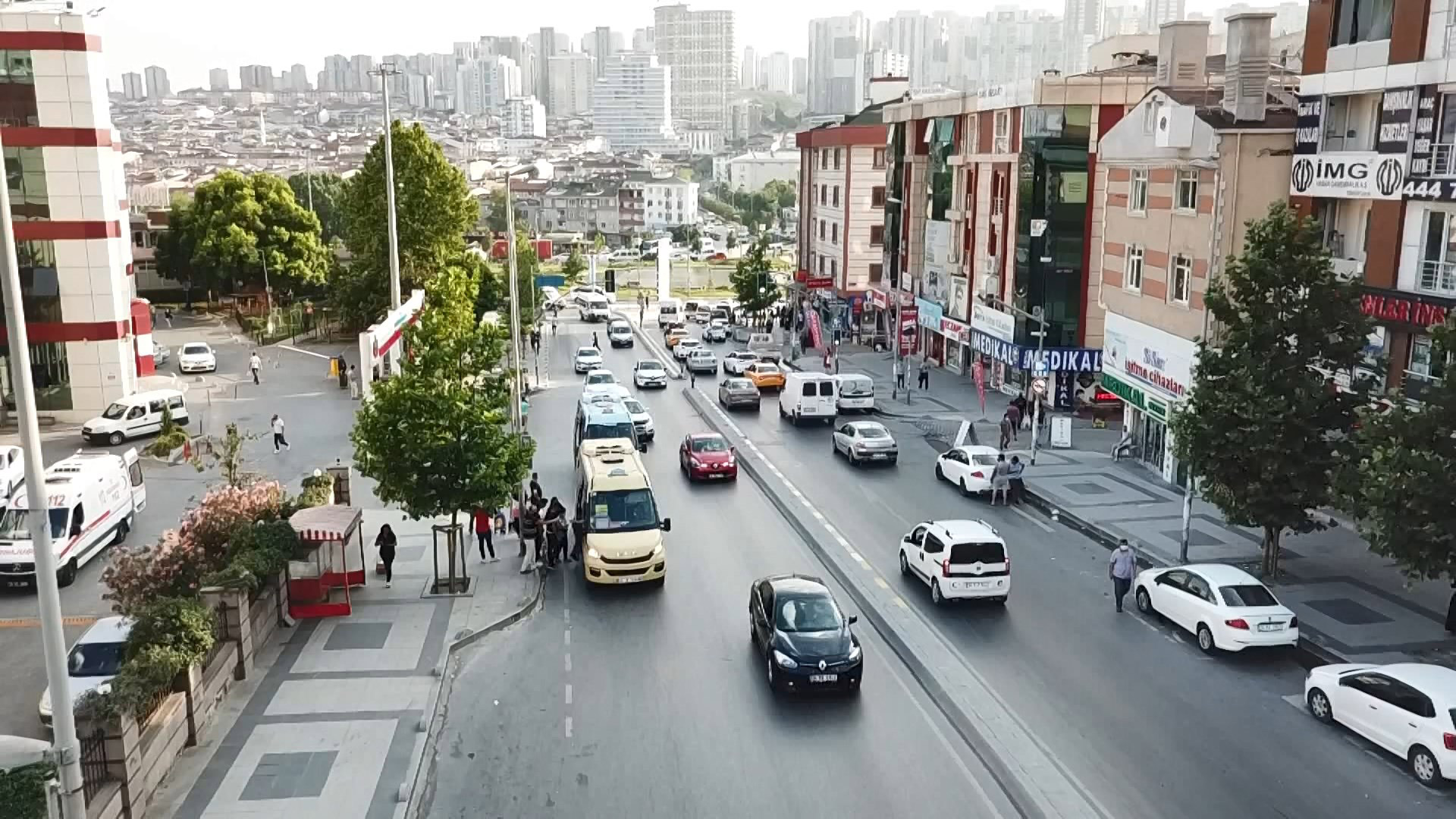 Minibüsçüler bildiğini okuyor! İstanbul'da yine aynı manzara 9