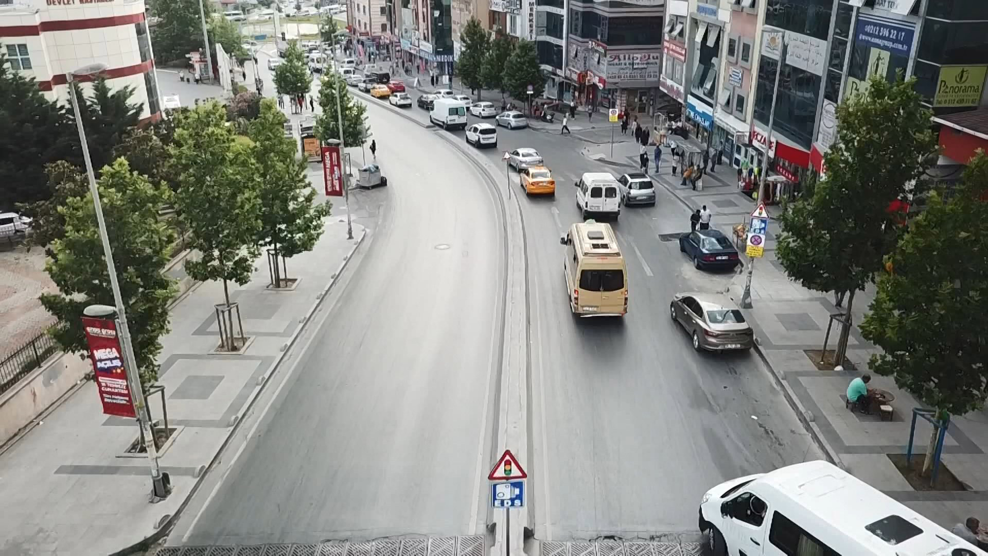 Minibüsçüler bildiğini okuyor! İstanbul'da yine aynı manzara 2