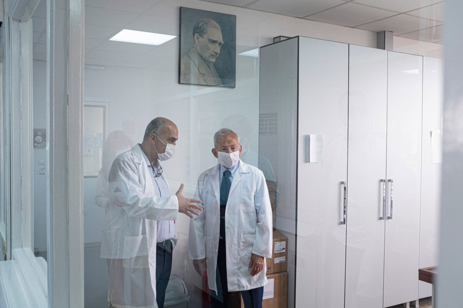 Hammaddeden kutuya! İşte Kovid-19 ilacının üretildiği laboratuvarlar 14