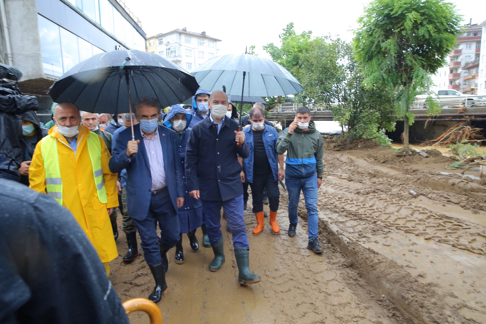 İşte Rize'yi vuran sel felaketinin yürek yakan görüntüsü 10