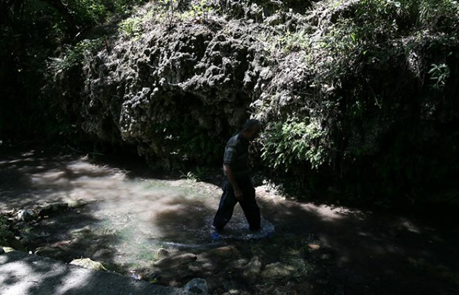 Şifa bulmak için iki büklüm oluyorlar! Ünü tüm Türkiye'ye yayıldı 7