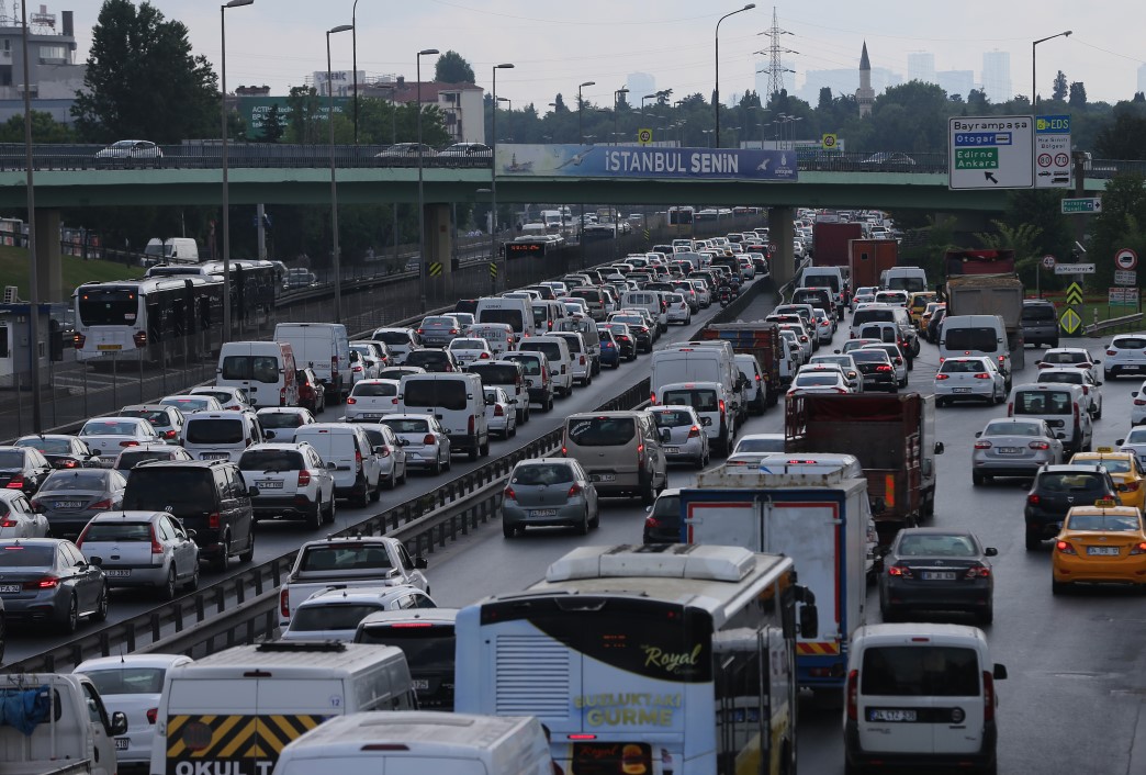 Haliç işkencesi! Köprüde çalışma başladı, trafik kilitlendi 3