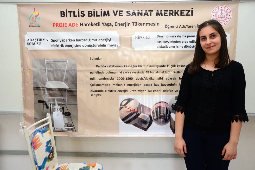 Sandalyeye sistem kurdu, hareket enerjisini elektriğe çevirdi 9