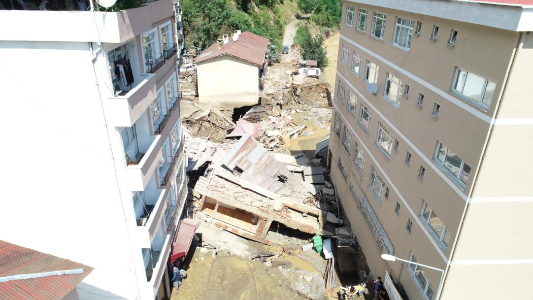 Son dakika! Sel suları Giresun�u yıkıp geçti&hellip; İşte fotoğraflarla
