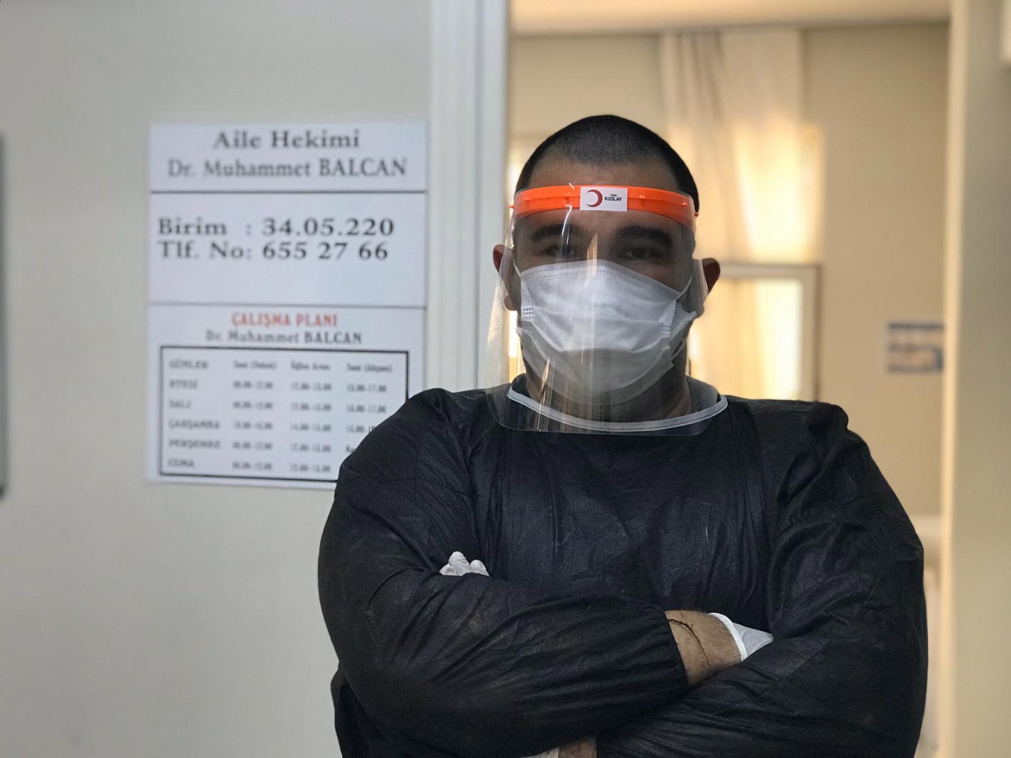 Babasını koronadan kaybeden hekim isyan etti: Maske takmak bu kadar mı zor? 13