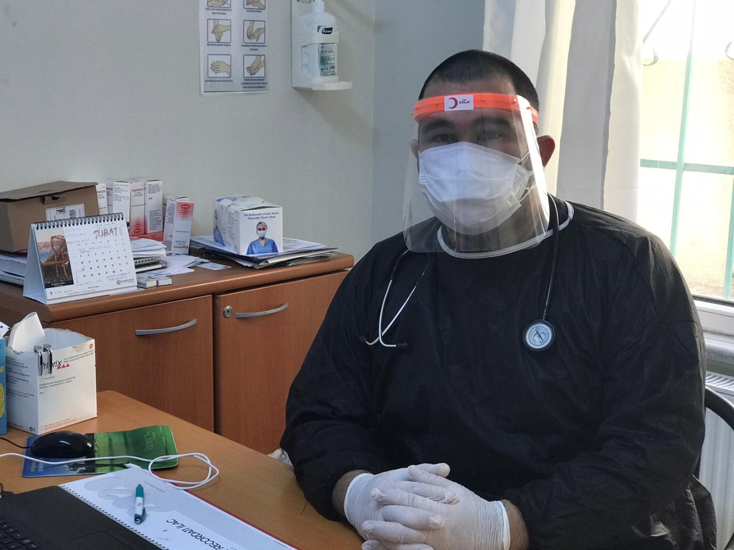 Babasını koronadan kaybeden hekim isyan etti: Maske takmak bu kadar mı zor? 10