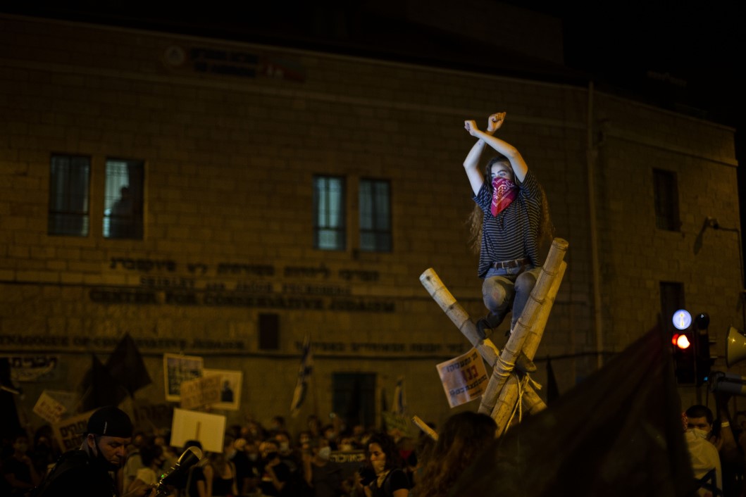 İsrail'de 'yolsuzluk' isyanı: Yalancı Netanyahu evine dön! 32