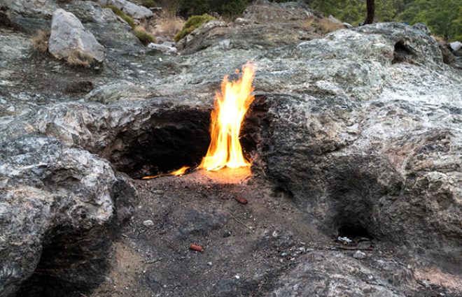 Antalya'da 2 bin 500 yıldır sönmeyen ateş: Chimaera 9
