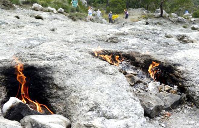 Antalya'da 2 bin 500 yıldır sönmeyen ateş: Chimaera 6