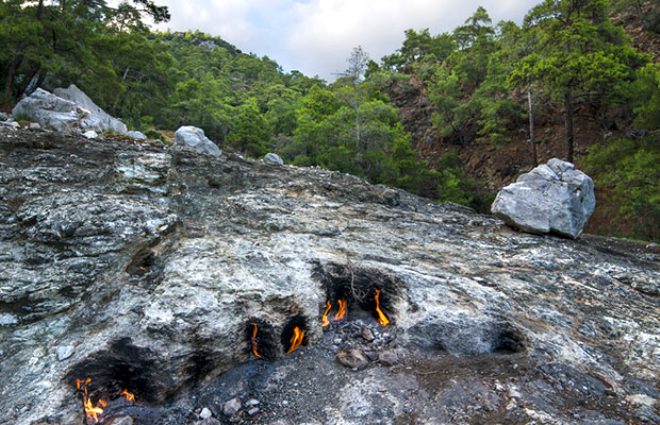 Antalya'da 2 bin 500 yıldır sönmeyen ateş: Chimaera 5