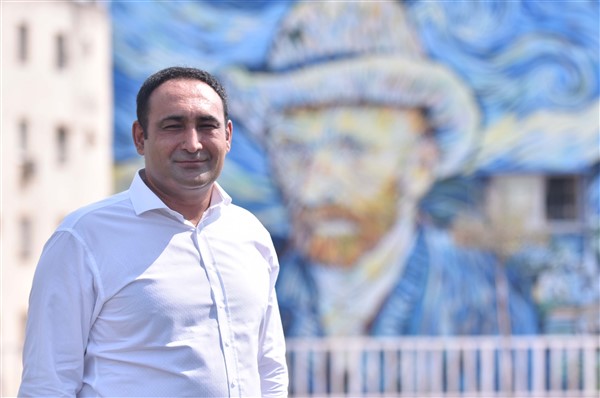 Van Gogh ve ‘Yıldızlı Gece’ eseri Mersin sokaklarında 15