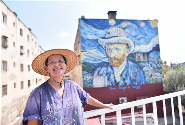 Van Gogh ve ‘Yıldızlı Gece’ eseri Mersin sokaklarında 14