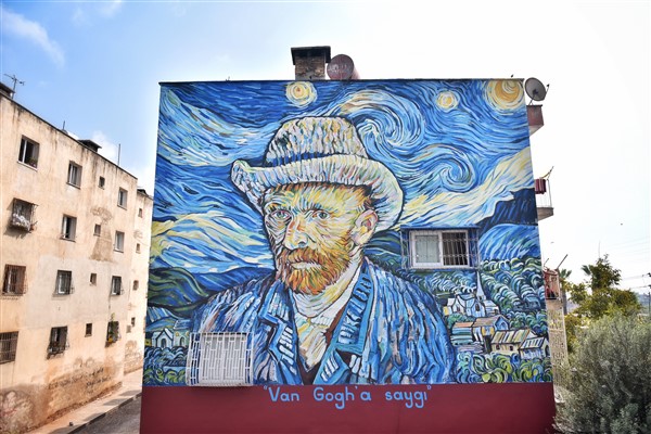 Van Gogh ve ‘Yıldızlı Gece’ eseri Mersin sokaklarında 6