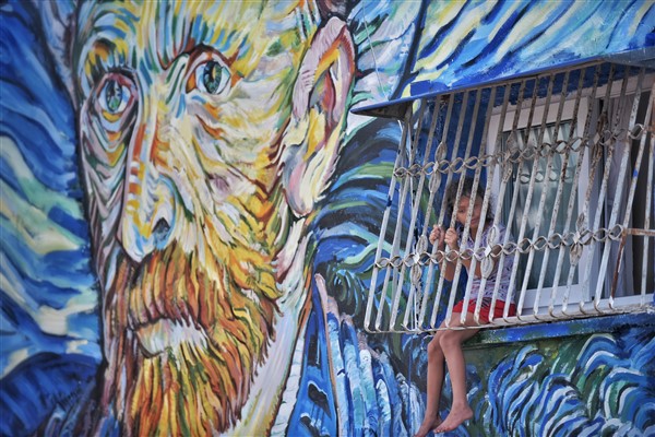Van Gogh ve ‘Yıldızlı Gece’ eseri Mersin sokaklarında 4